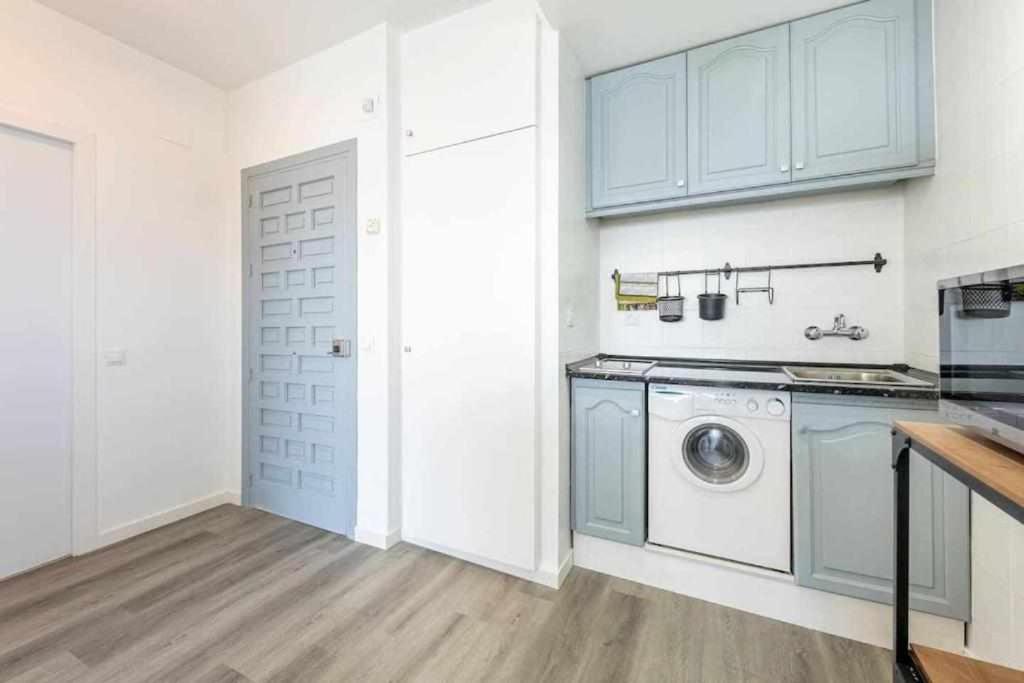 Benalbeach Apartamento Con Vistas Maravillosas Malaga Exterior photo